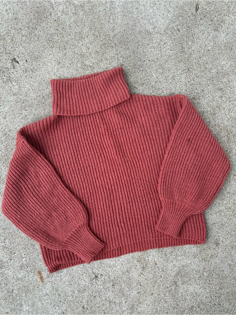 Women's Chunky Turtleneck Sweater in Dusty Rose